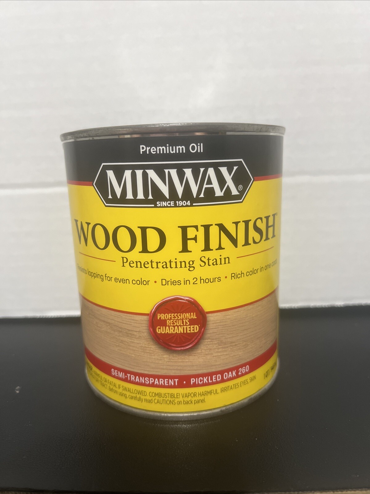 Minwax Pickled Oak 260 Wood Finish Oil-Based Wood Stain 1 Quart
