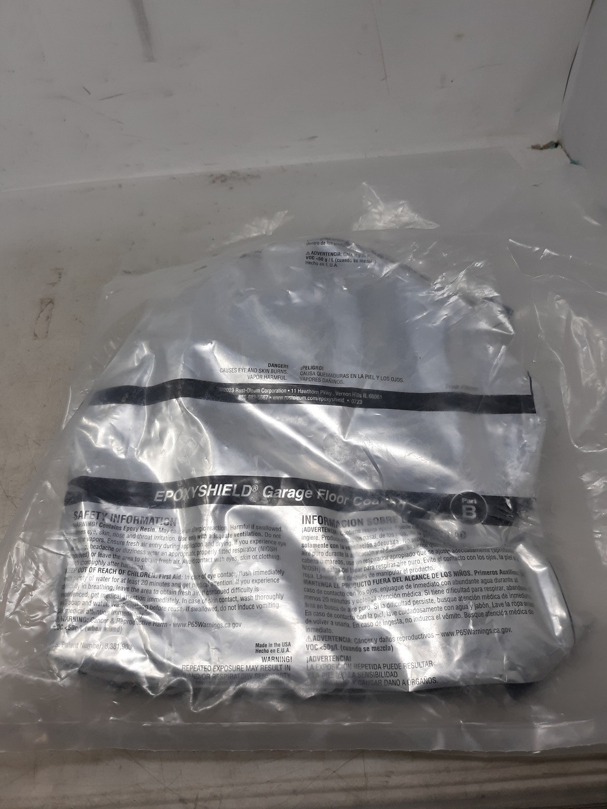 Rust-Oleum EpoxyShield Garage Floor Coating 2-Part Kit – New