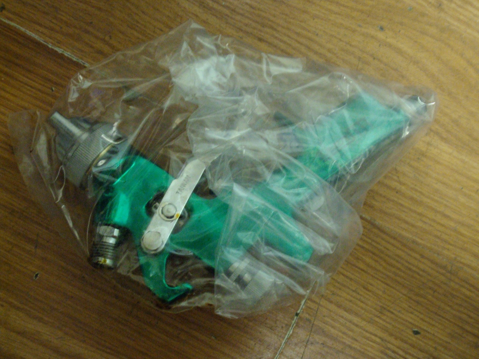 4 Central Pneumatic Astro Pneumatic. Professional Paint Spray Guns New In Box