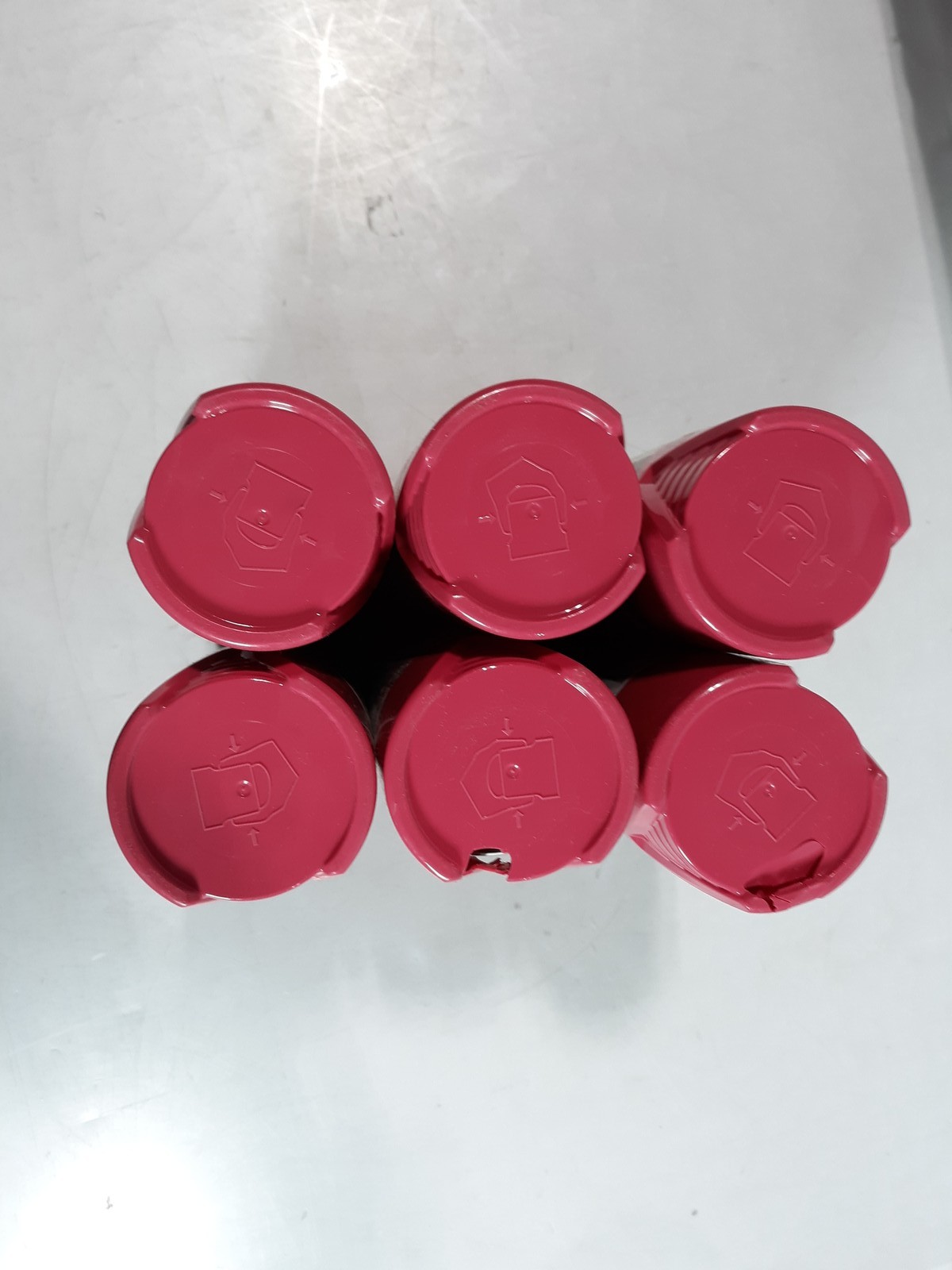 Krylon ColorMaxx Gloss Watermelon Paint + Primer Spray Paint – Lot of 6