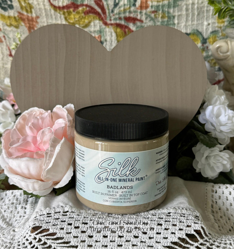 New Sealed Badlands Dixie Belle Silk All-in-One Mineral Paint 16oz