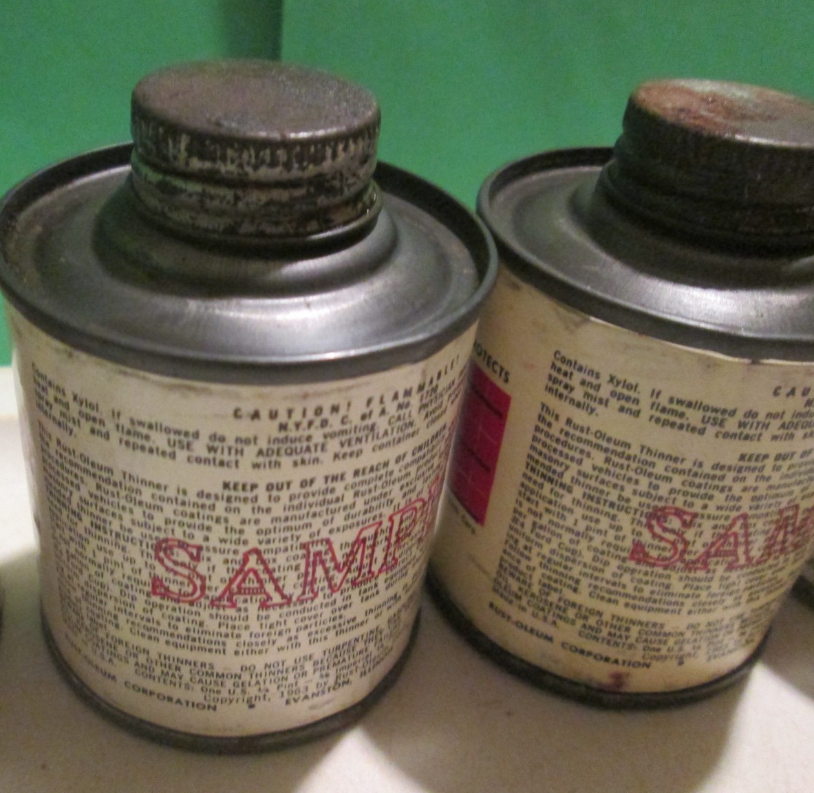 2 VTG 1963 Rust-oleum METAL TIN CAN PAPER LABEL SAMPLE CONE TOP 1401