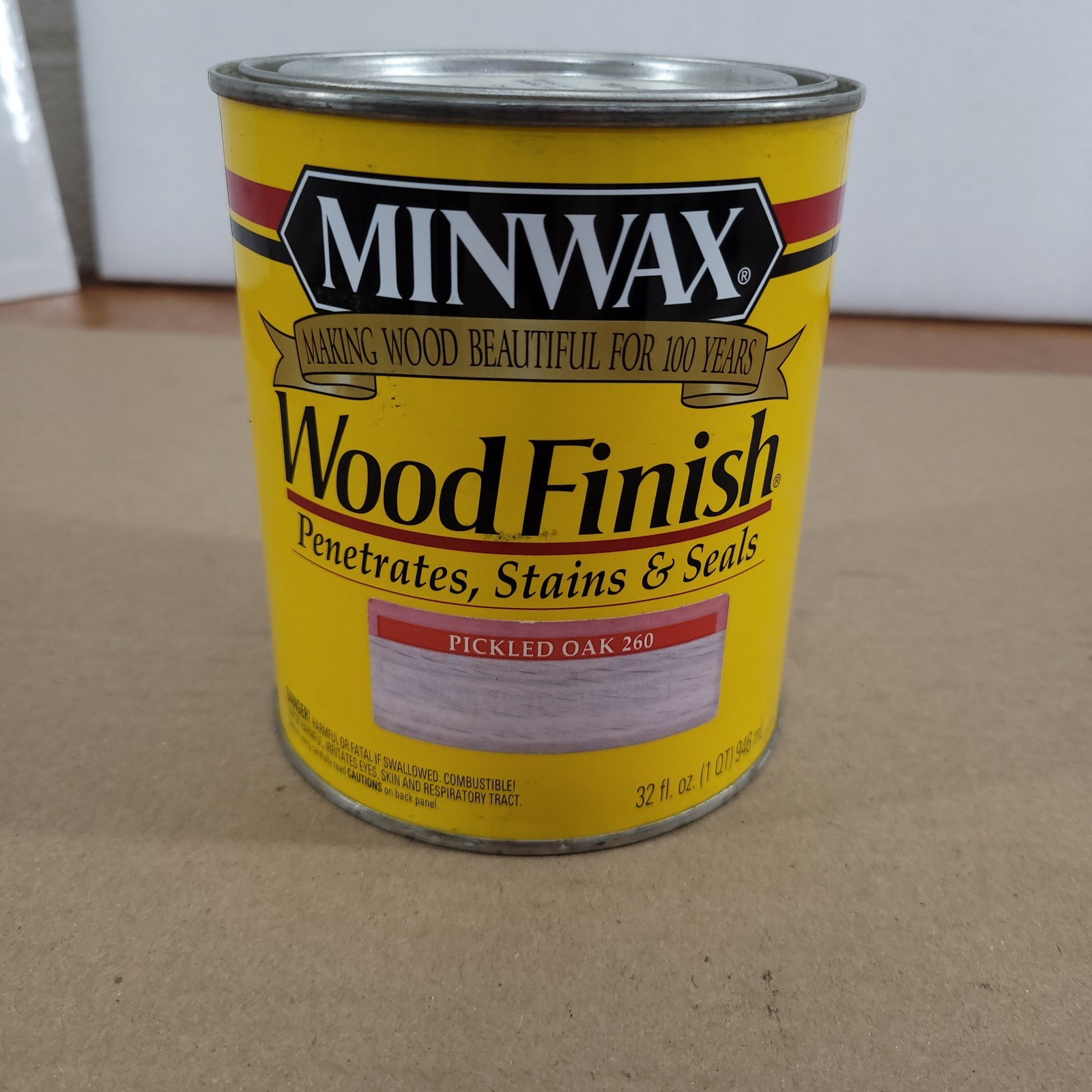 Minwax Pickled Oak 260 Wood Finish Oil-Based Wood Stain (1 Quart)