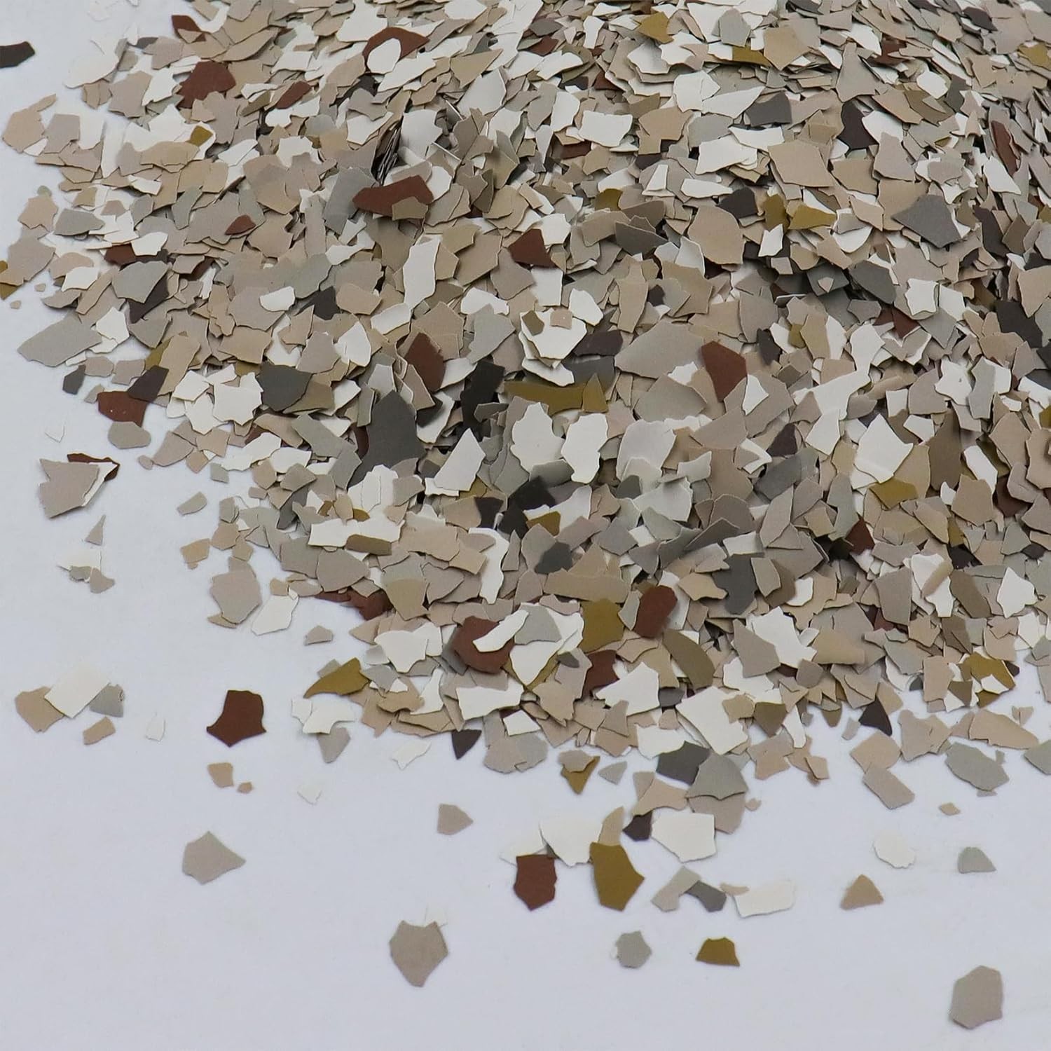 Decorative Epoxy Floor Flakes – 900g/2Lb Blend for Garage Flooring