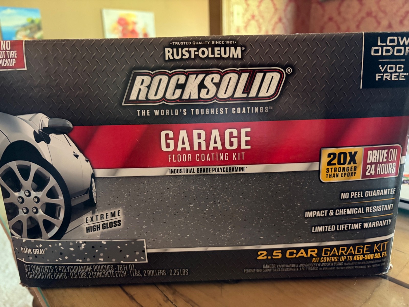 Rust-Oleum Dark Gray Polycuramine 2.5 Car Garage Floor Kit + 1 bag of color chip