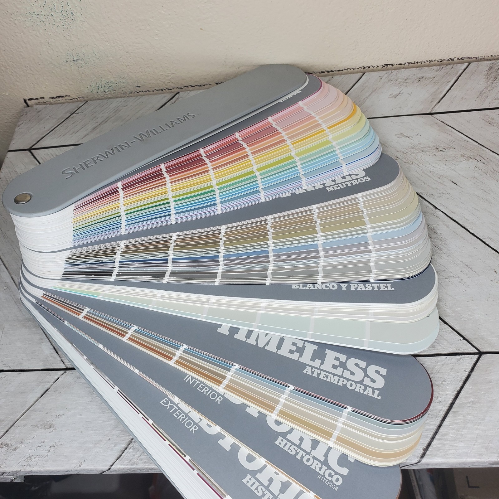 2015 Sherwin Williams Color Snap Paint Swatches Sample Fan Deck Book Match Chips