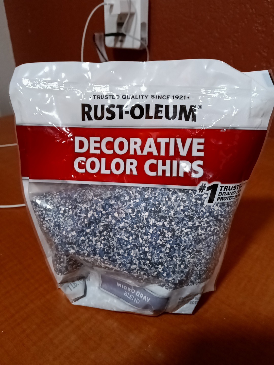 Rust-Oleum 1 lb. Micro Gray Blend Decorative Color Chips For Paint