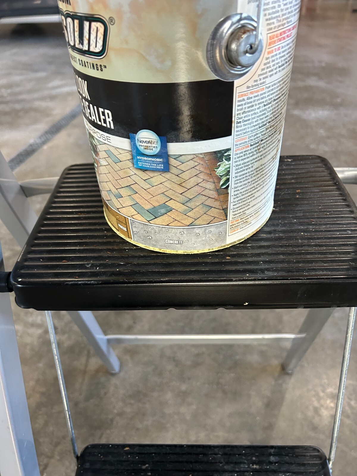 NOS 1-gallon RustOleum Rock solid Wet Look Concrete Sealer High Gloss Clear