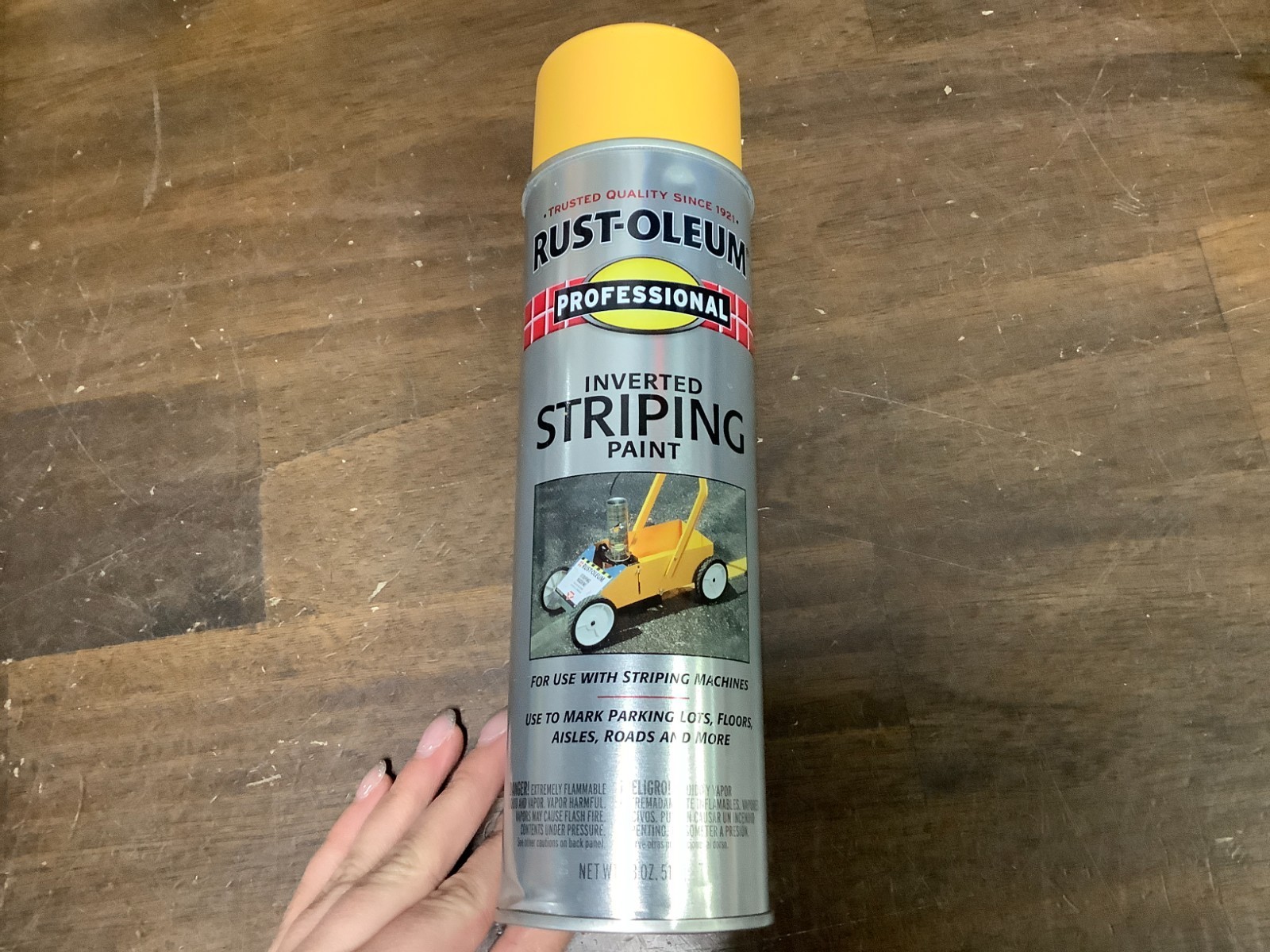 Rust-Oleum Yellow Inverted Striping Paint 2548 ( 18oz )