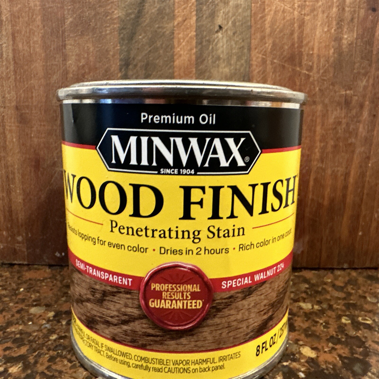 Minwax Wood Finish Penetrating Wood Stain 8 fl oz Special Walnut 224 1/2 Pint