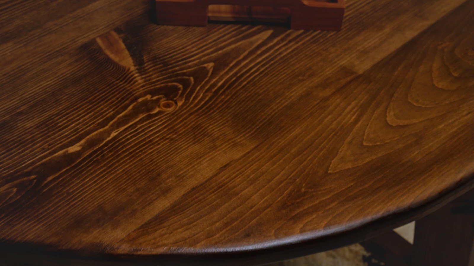 Varathane Triple Thick Polyurethane Clear Wood Finish | SelfLeveling Formula |