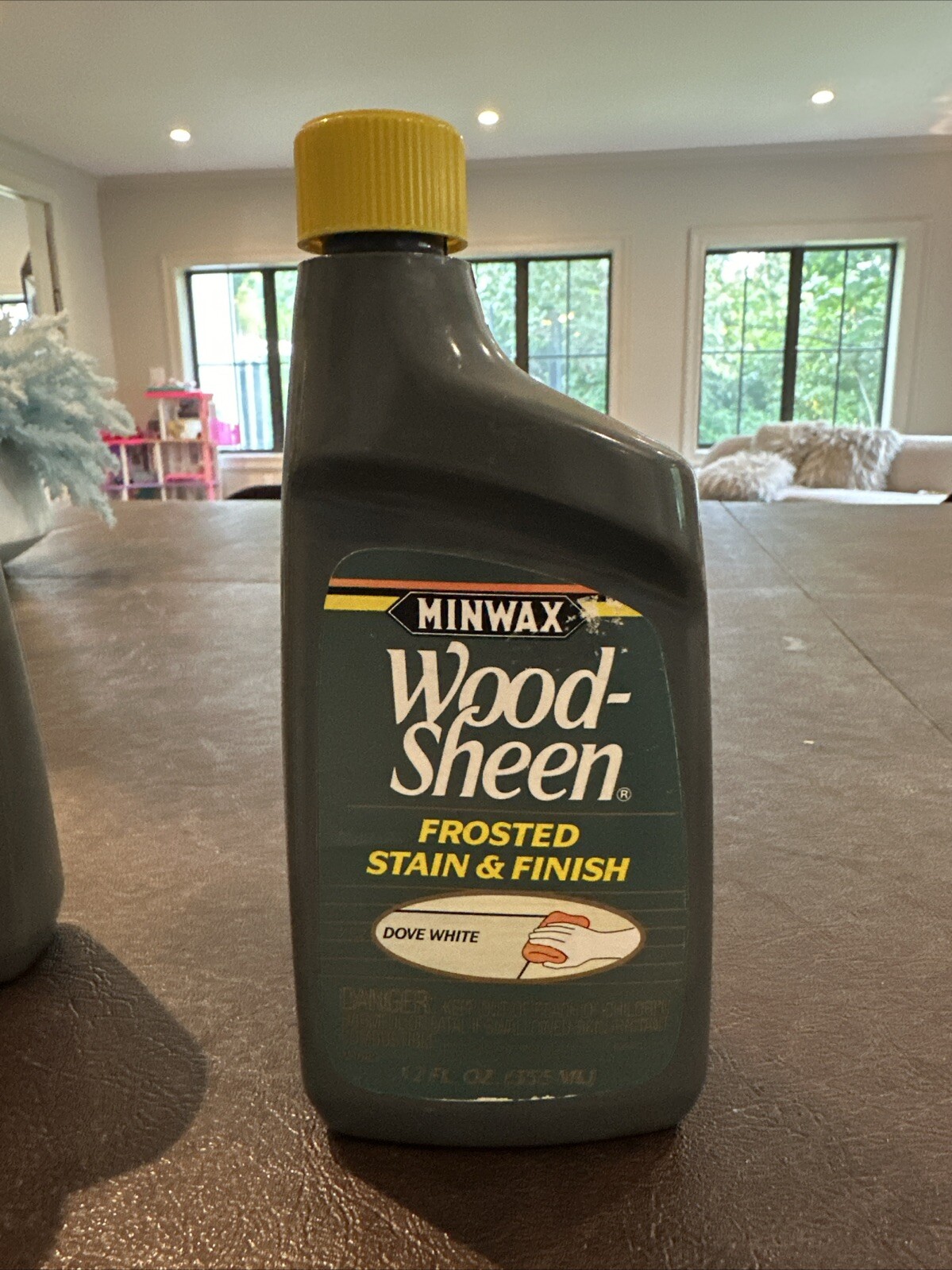(1) Minwax Wood Sheen Rubbing Frosted Stain & Finish Dove White 12 oz Yellow Cap