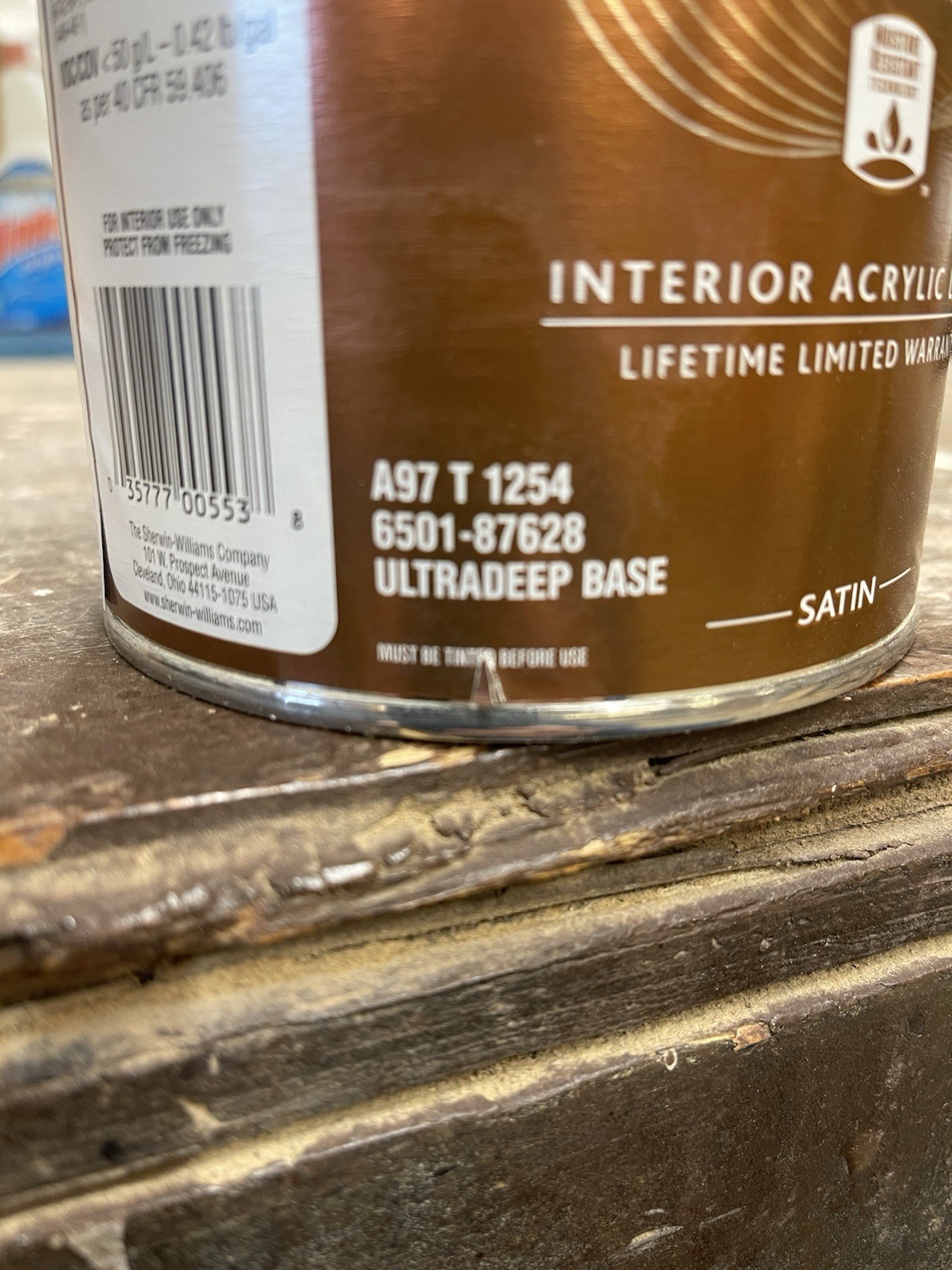 1 Quart Sherwin Williams Duration Interior Satin Paint/ Ultra-Deep Base
