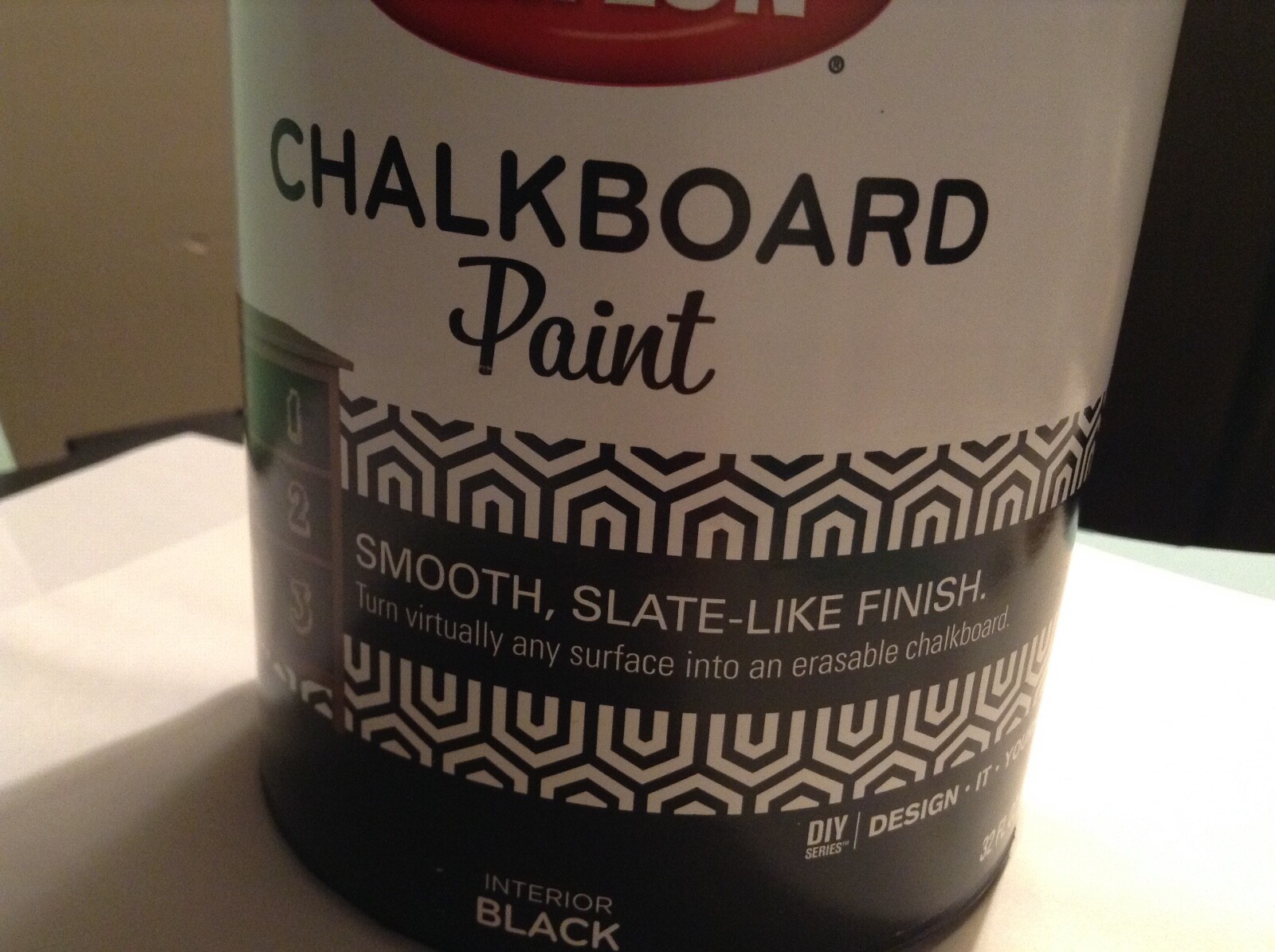 NEW Krylon Black Latex Chalkboard Paint (1-Quart) FREE SHIPPING