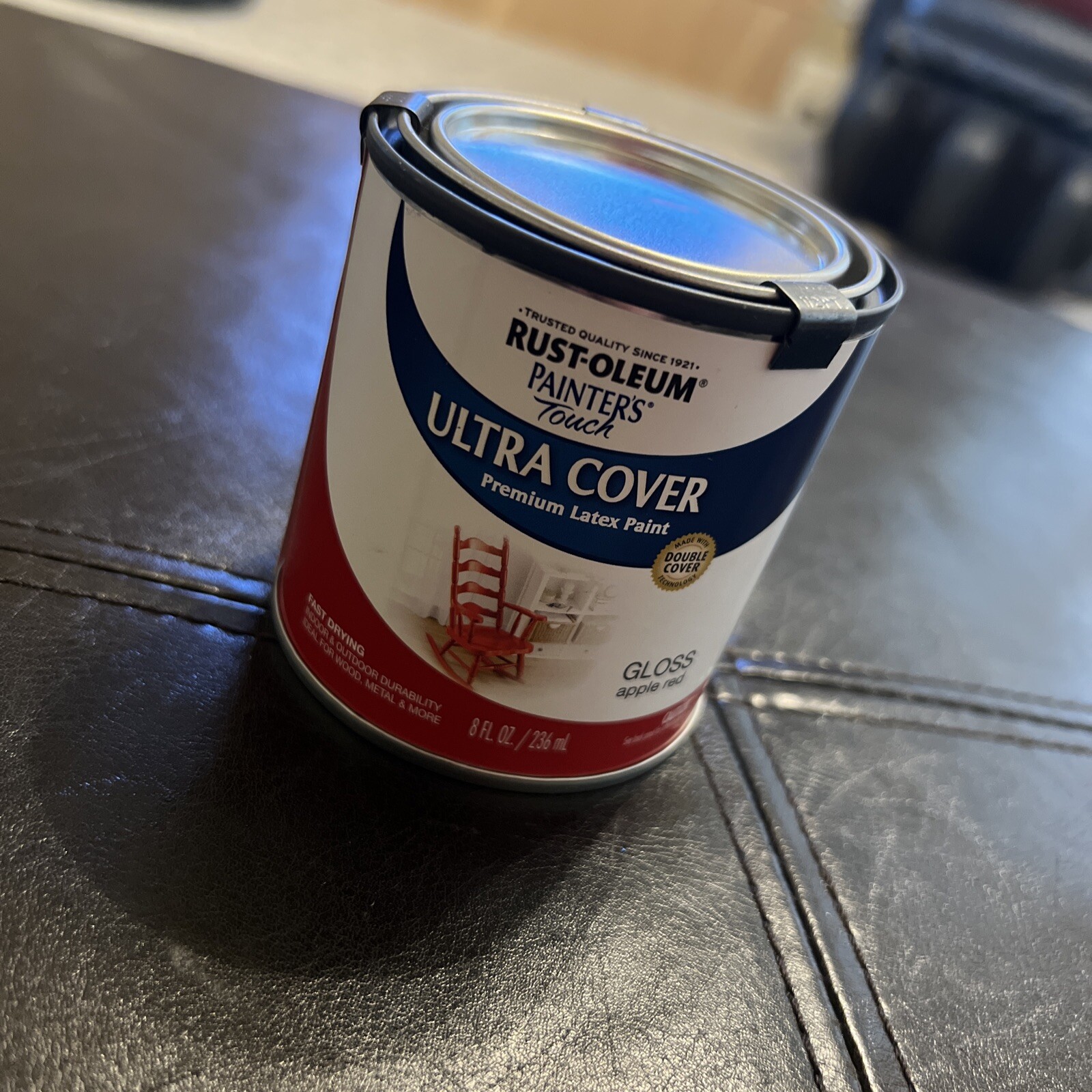 Rust-Oleum 1966730 Painter’s Touch Acrylic Latex Paint, Apple Red, 1/2 Pint