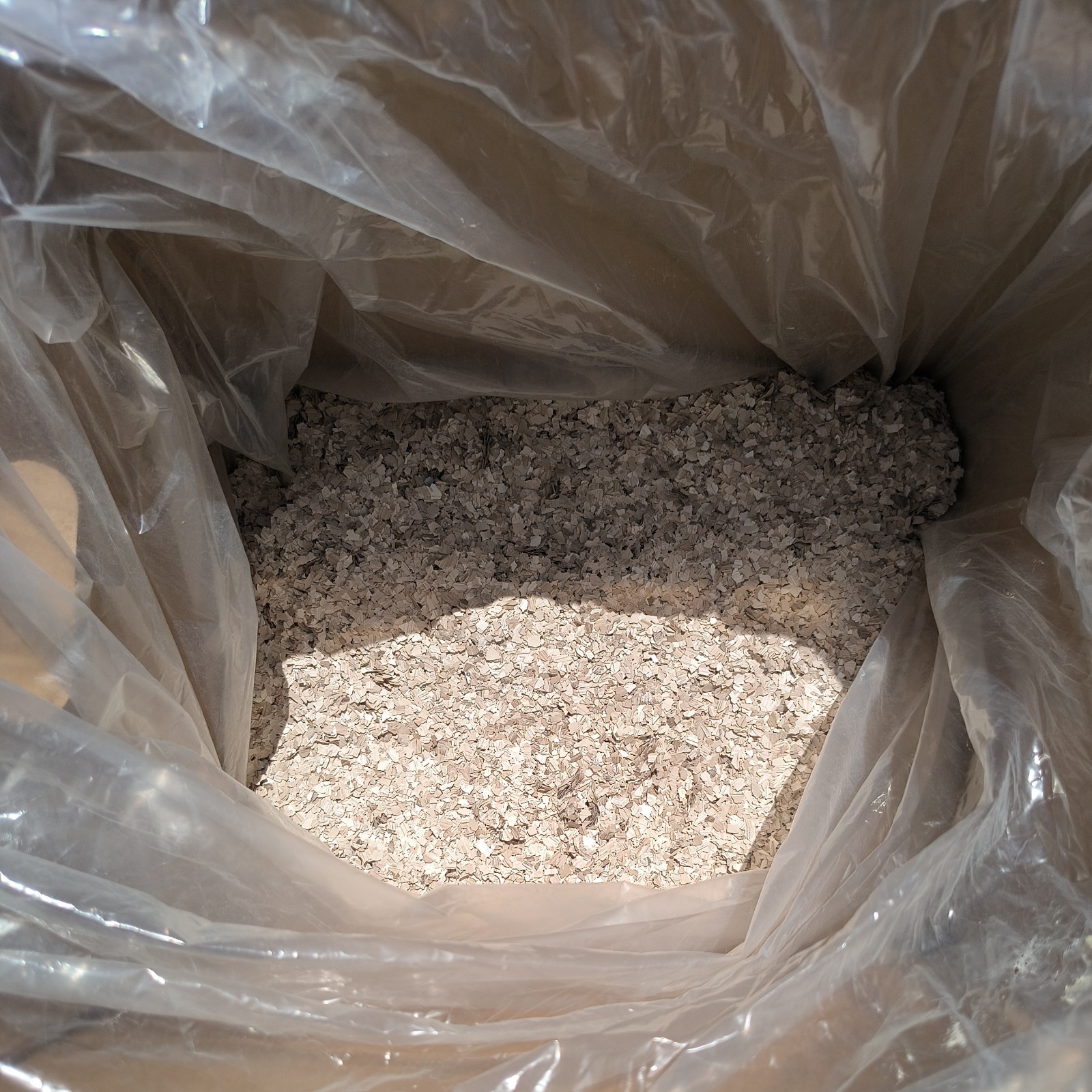 2 Lbs Decorative Color Flakes For Epoxy Floors. Tuxedo Color