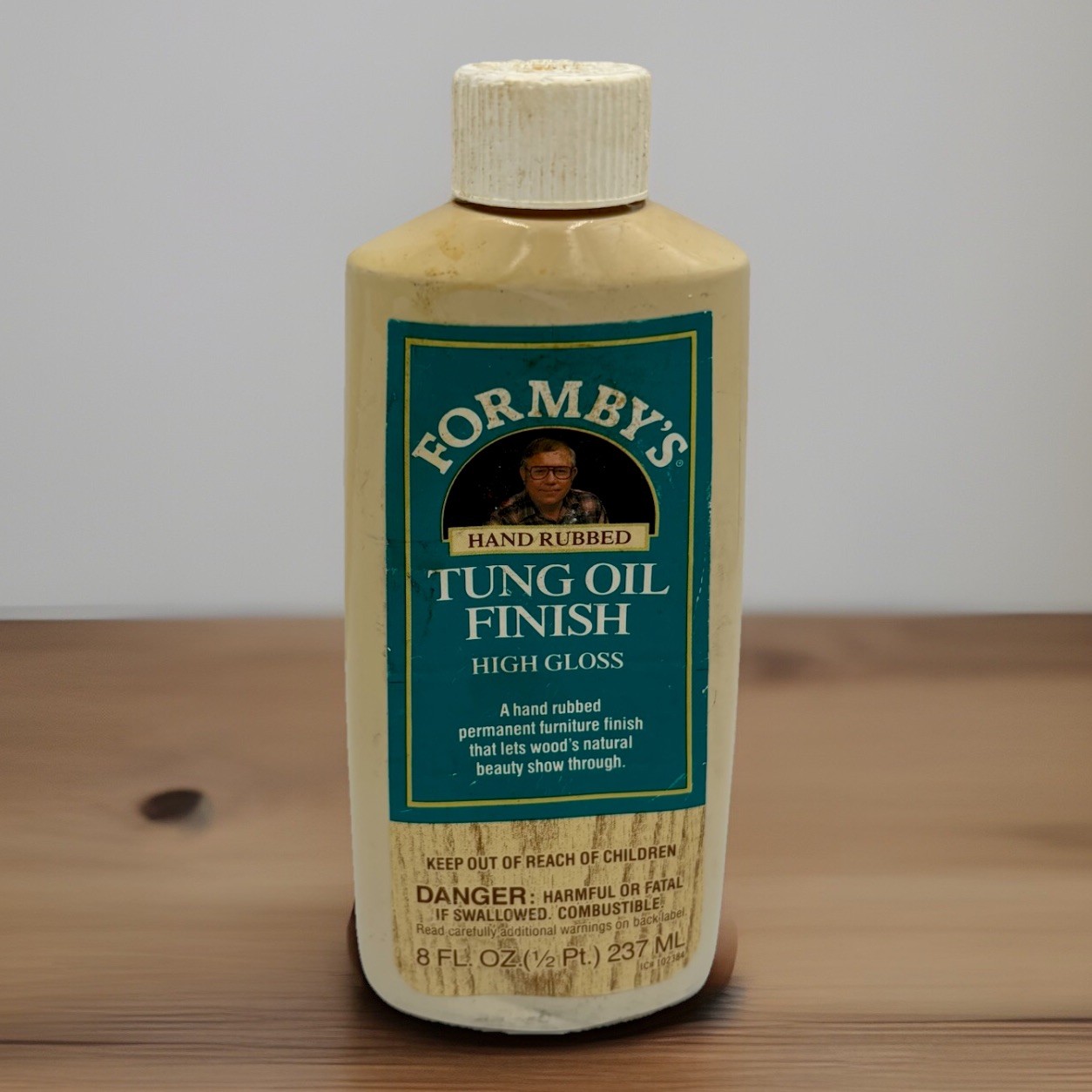 Formby’s Hand Rubbed Tung Oil Finish High Gloss 16 oz Discontinued Large Size.