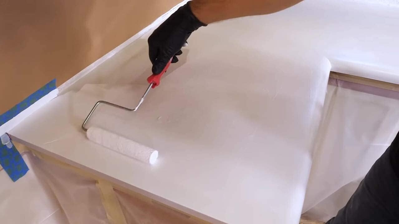 High-Bond Epoxy Undercoat 1 Quart – Non-Toxic Gloss Primer for Diverse Surfaces