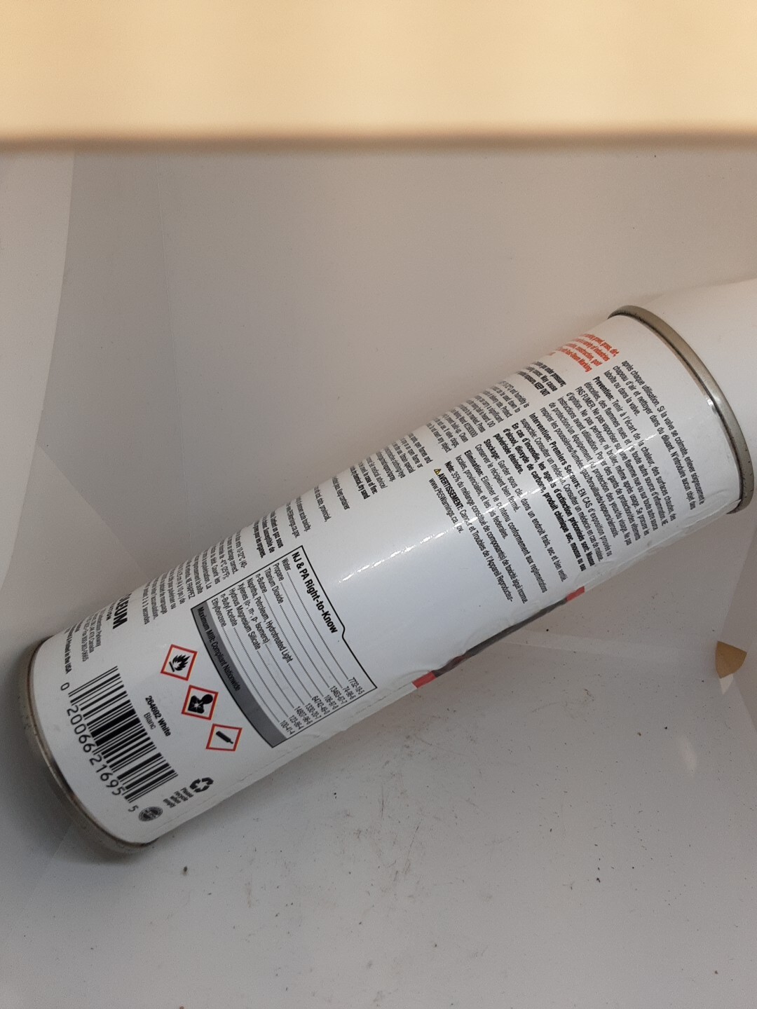 Rust-Oleum 264692 17-Oz Water-Based Construction Marking Spray Paint, White
