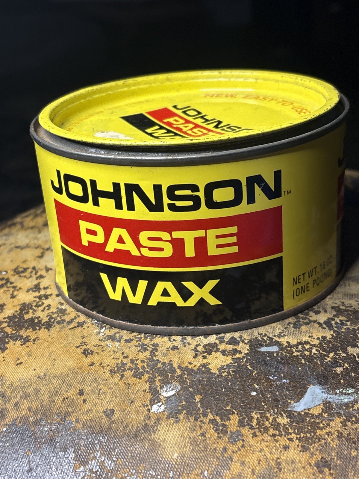 Johnson Paste Wax 1 lb Can, Gloss Clear Finish for Interior Wood & Floors 85%