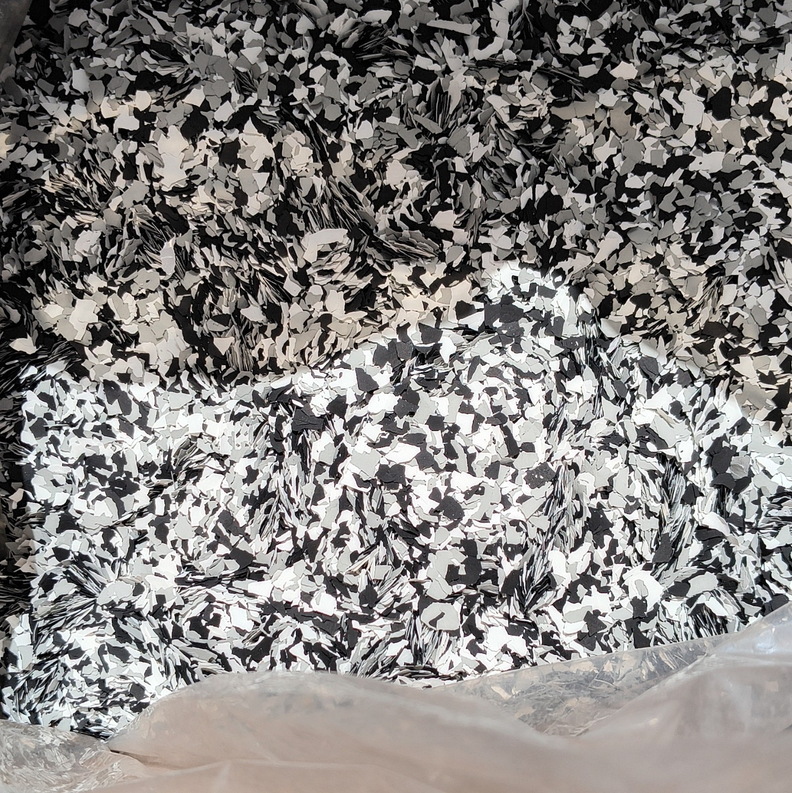 2 Lbs Decorative Color Flakes For Epoxy Floors. Tuxedo Color