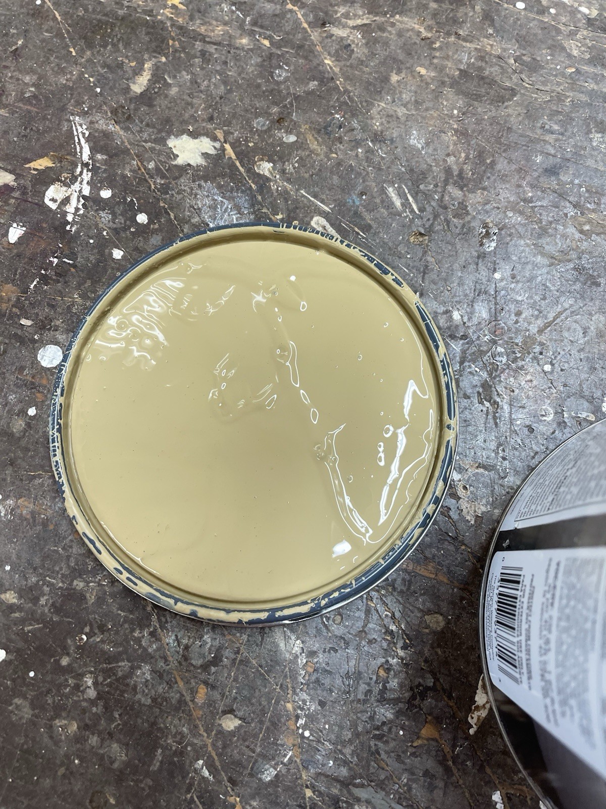 1 Gallon Sherwin Williams Super Deck Exterior Solid Color Stain/ Light Tan