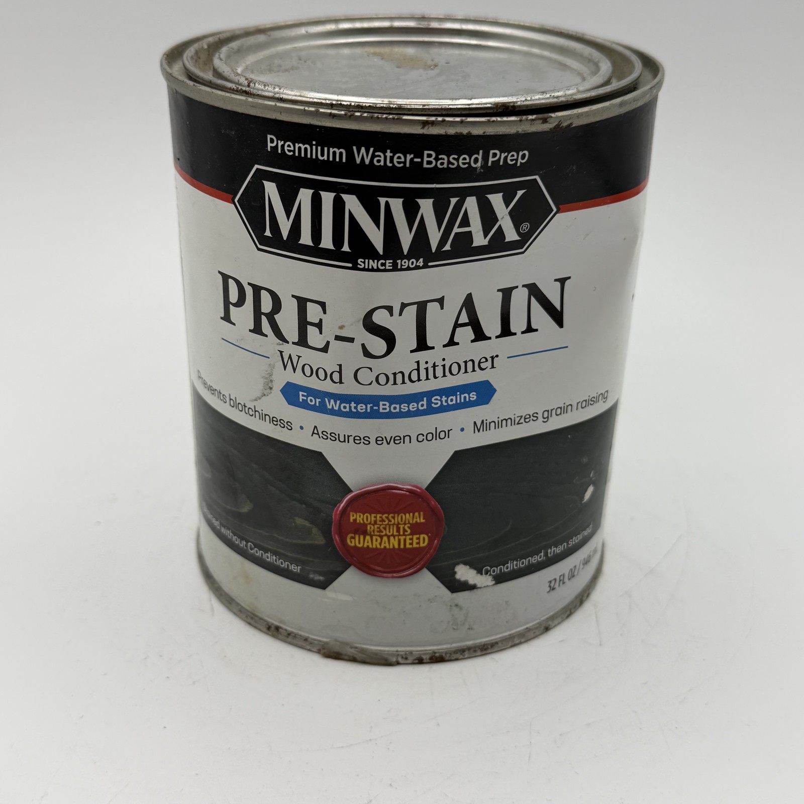 Minwax Pre-Stain Wood Conditioner Water-Based 32oz Pint for Even Staining Dented